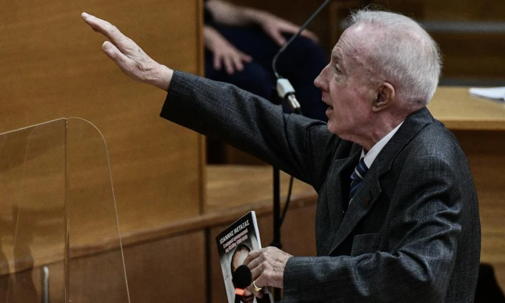 Οριστική διαγραφή του Πλεύρη από το Δικηγορικό Σώμα «Έχω βάλει τη γάτα μου να κλαίει»